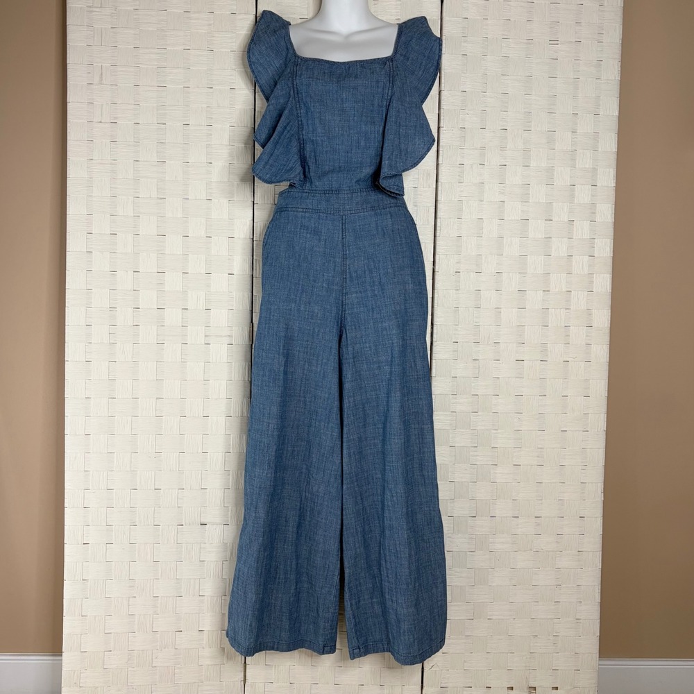 Top Shop Jumpsuit Women Size 6 Blue Chambray Ruffle Open Back Wide Leg Cutout